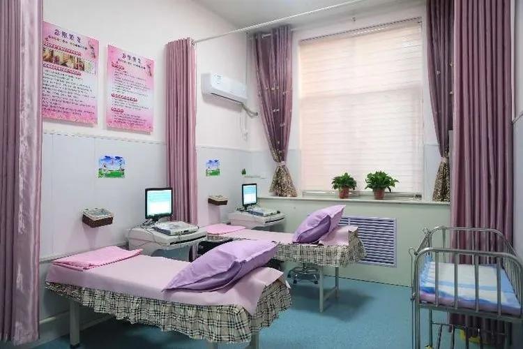 抗疫情三八女神节,关爱女性健康三八节武汉