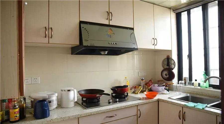 杭州女生老破小装修改造,装修漂亮女工