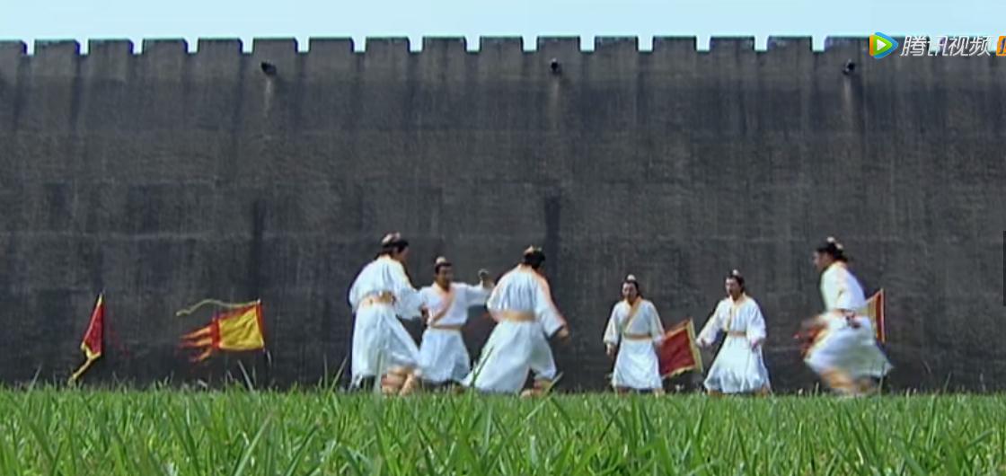 《清风明月佳人》这部写乘风破浪姐姐的剧虽未乘风破浪却值得一追
