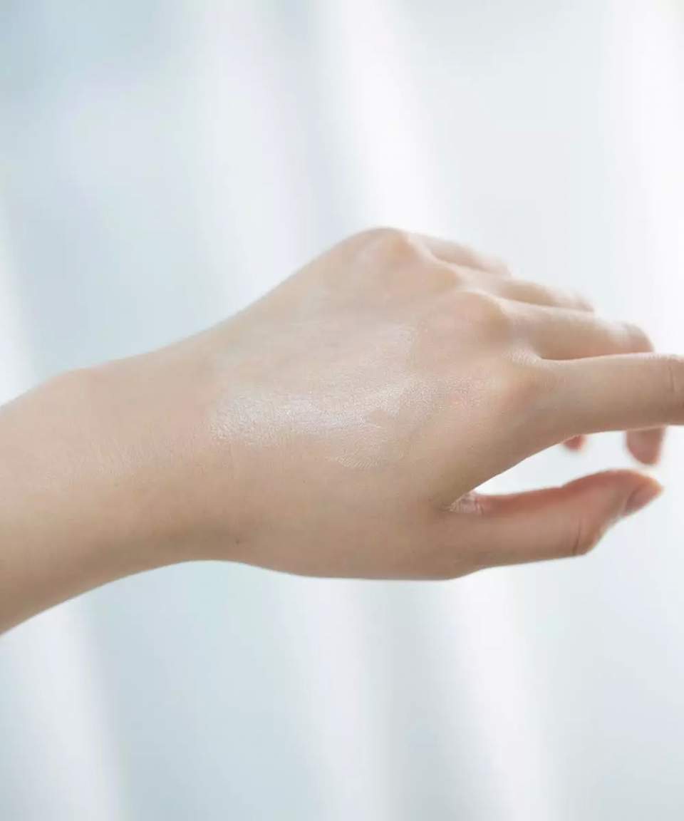 天气太干用什么护肤品,上班族熬夜护肤推荐