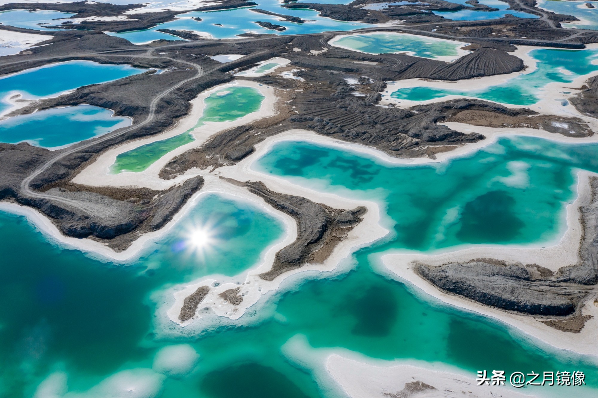 大柴达木湖和大柴旦翡翠湖,大柴旦翡翠湖在柴达木盆地