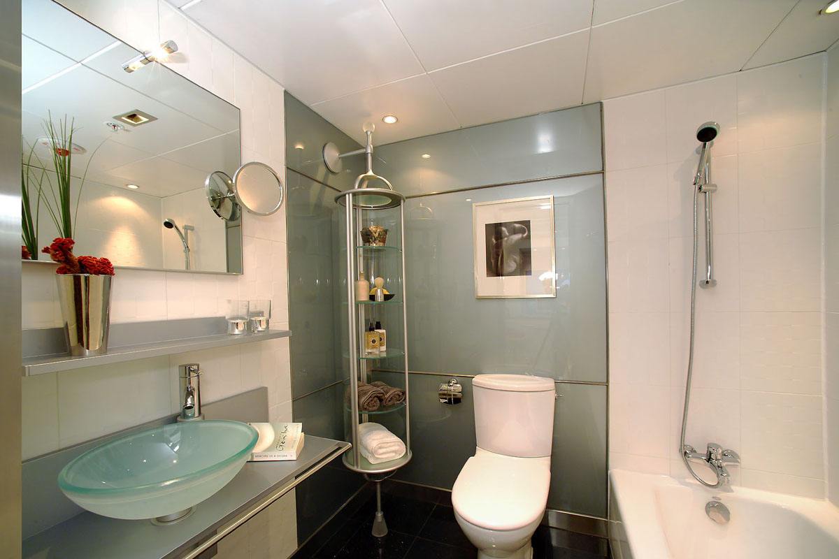 同样是90三居选独卫还是双卫,一家三口买房买双卫还是独卫好