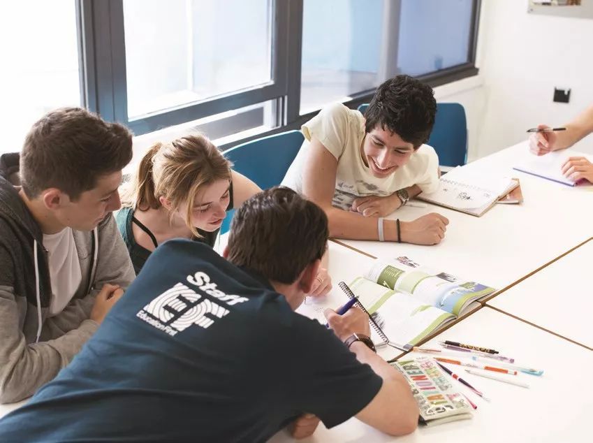 美国藤校夏校的报名要求,美国藤校夏校