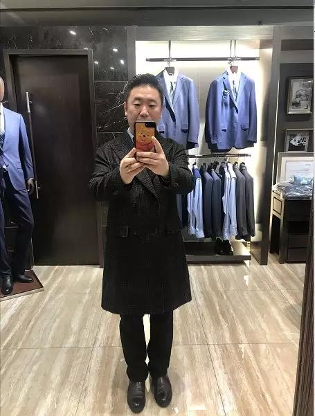 邑人电影院的读者们，向您拜大年了