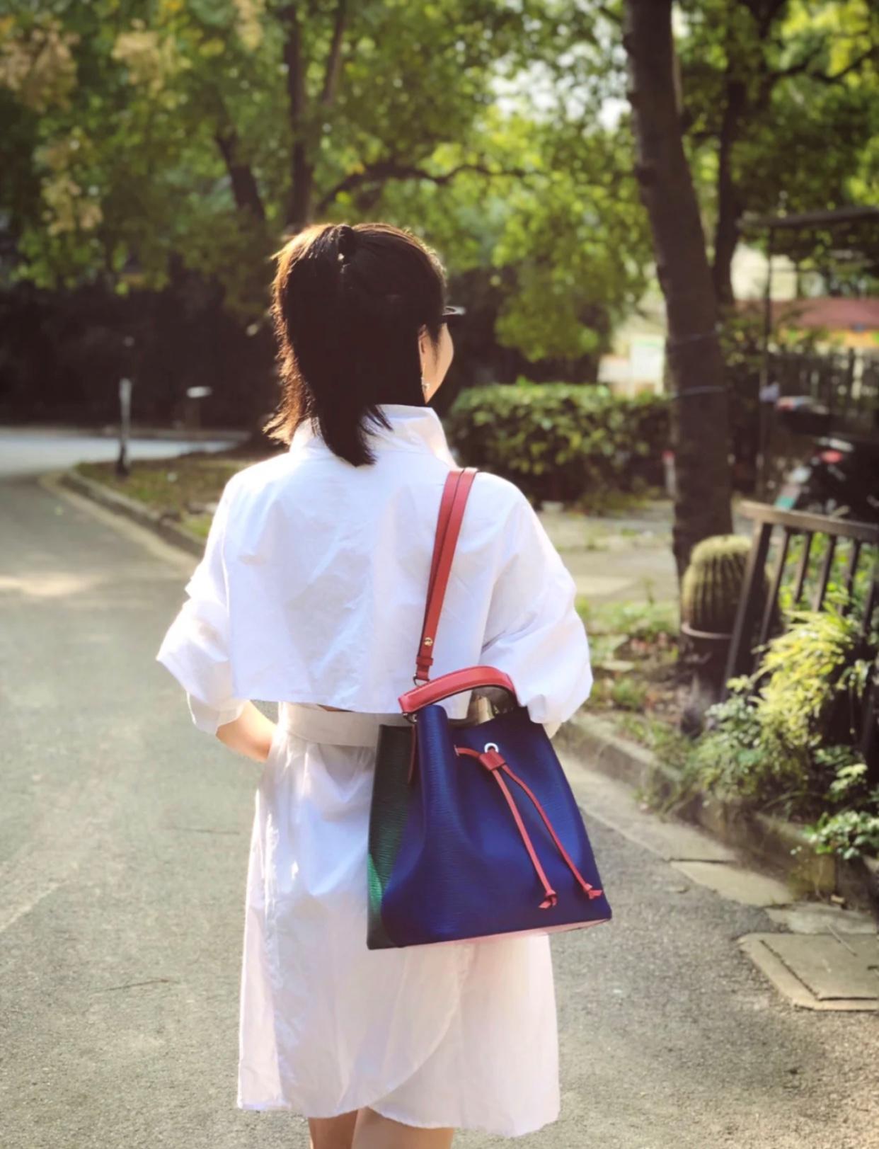 LVNÉONOÉ进得了办公室也看得了风景#