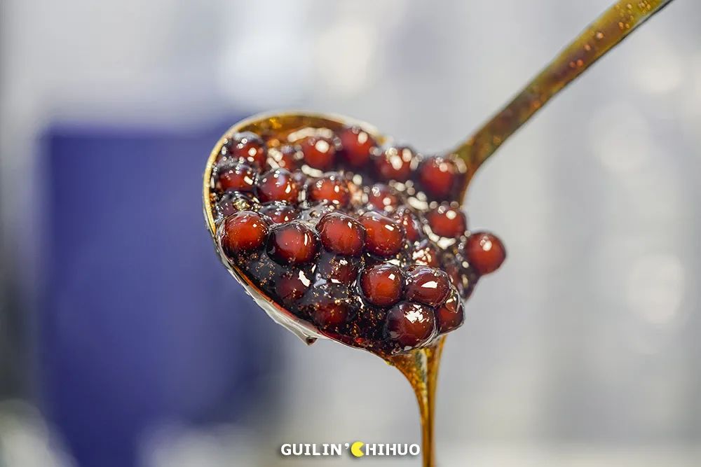 月售1000单的奶茶店,月销8000的奶茶店