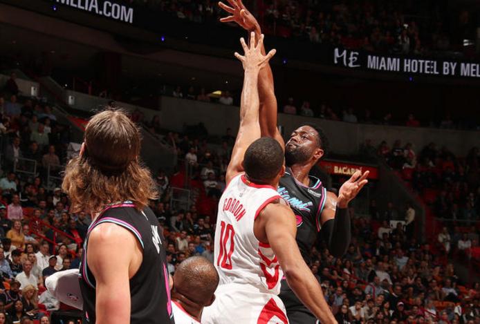 德帅西决之痛铭记于心,德帅晕倒保住胜果