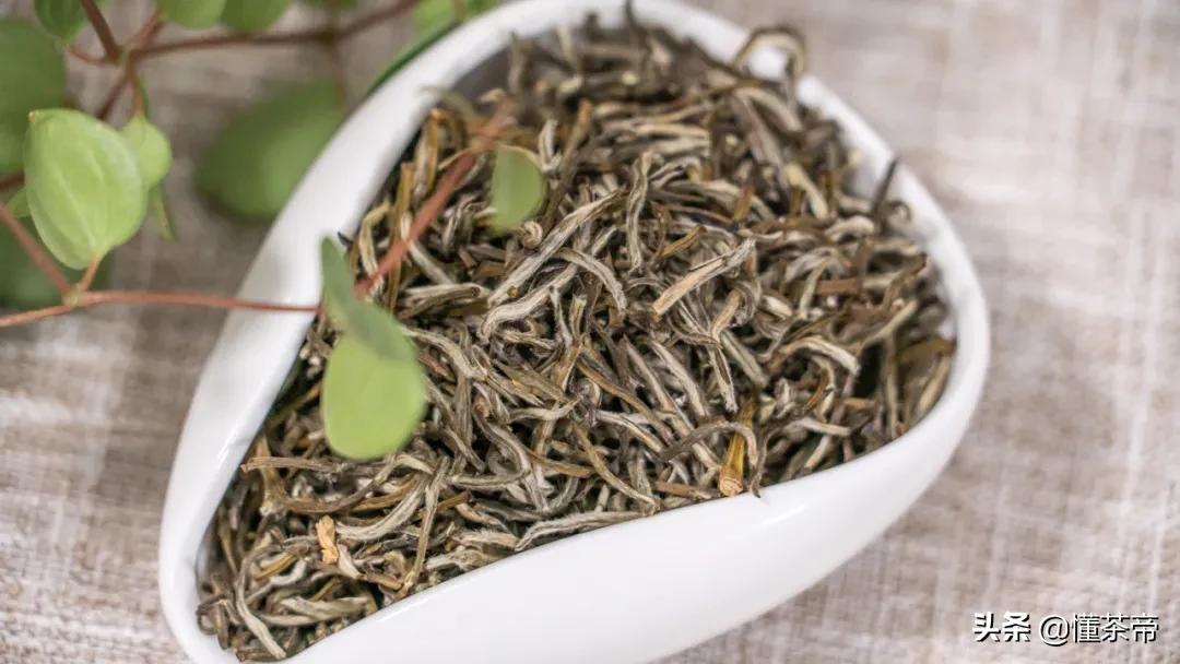 茉莉花茶都得用白玉兰花吗,茉莉花茶里面掺的是哪种兰花