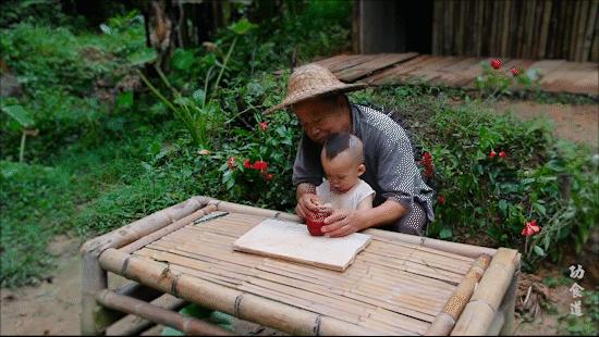 近日李子柒视频走红,李子柒爷爷最火视频