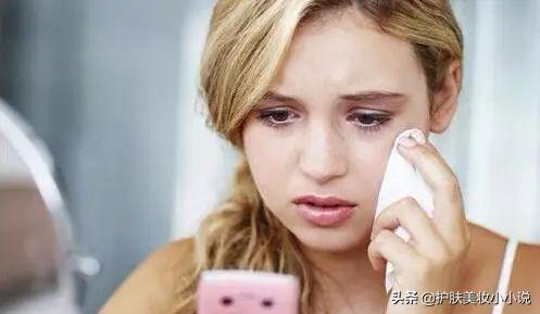 怎么改善脸上毛孔粗大的小妙招,日常脸上毛孔粗大怎么改善小妙招