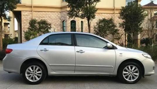 二手1.8卡罗拉自动挡,2008年二手卡罗拉1.8l手动