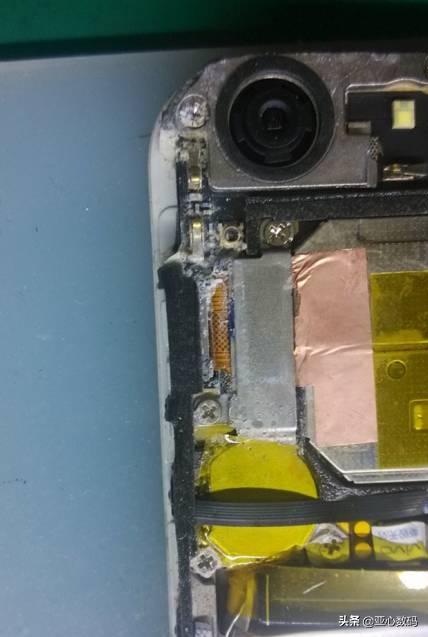 vivox7手机进水开不了机怎么办,vivox7plus拆机