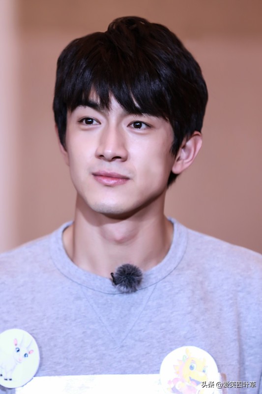 圈内最好的男艺人白敬亭,白敬亭娱乐圈一股清流钢铁直男