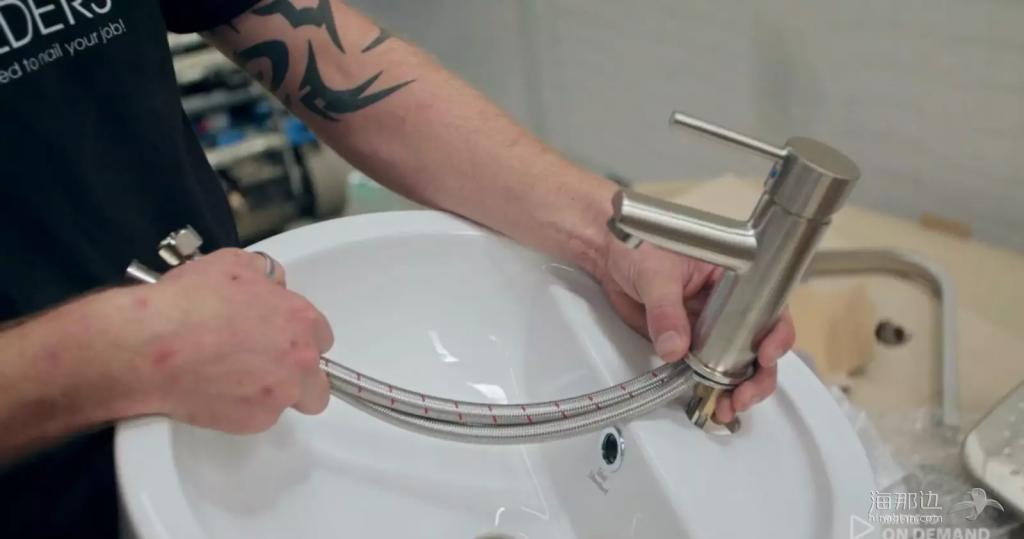 惊呆！看这对新西兰小夫妻花6周在35平米上建的DreamHouse