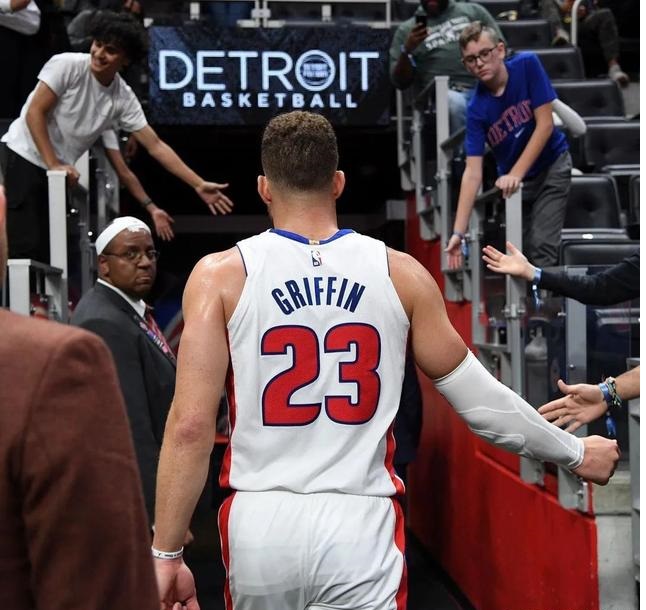 布雷克格里芬伤病,布雷克格里芬和白魔兽