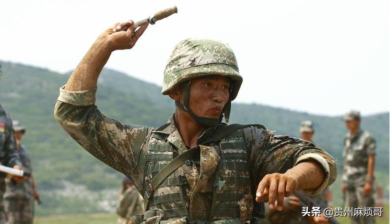 现实中的特种兵用的哪些枪械,中国特种兵最常用的枪是啥