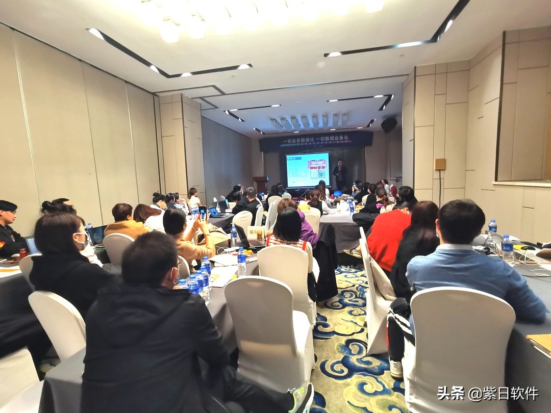 洞察数据变化，驱动业绩增长！武汉商品数据运营培训会正式开讲