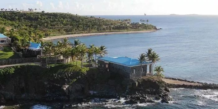 诱骗少女,权色交易,美国富豪20年铸造“处女岛”,打通政界人脉