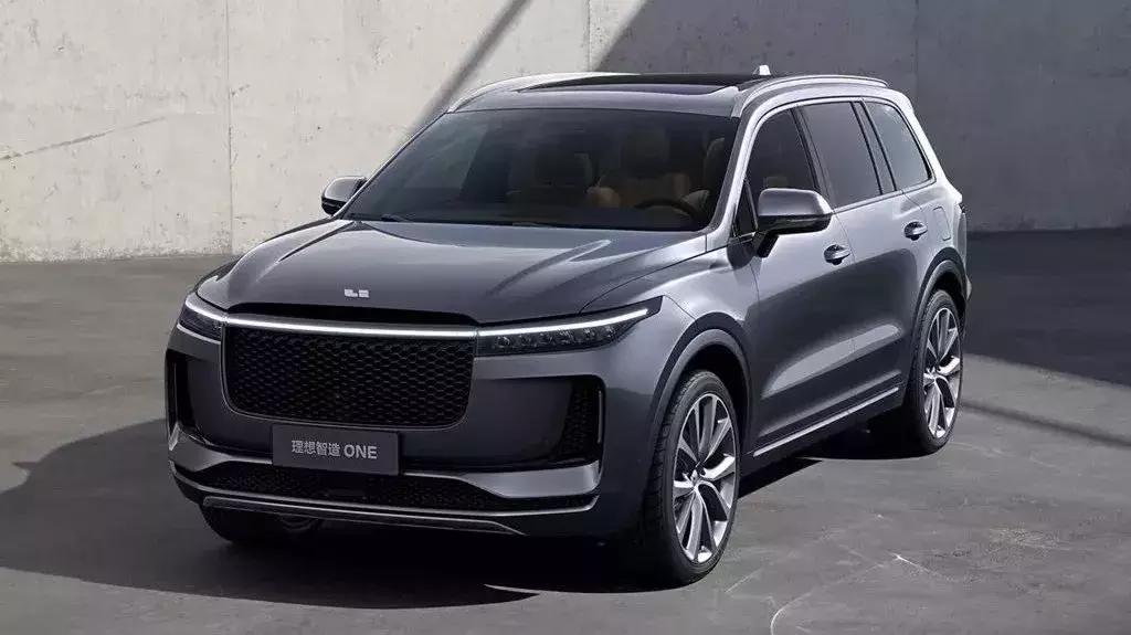 拳打特斯拉脚踢三蹦子,拳打美国脚踢日本