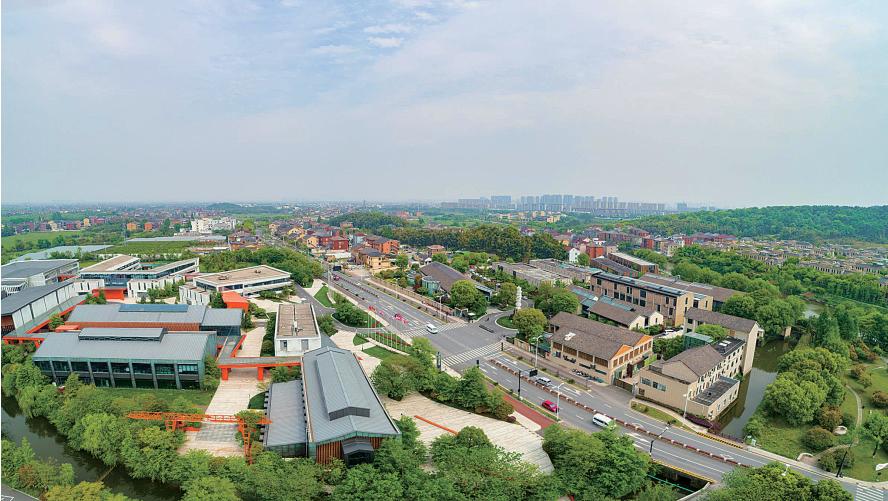 乡村振兴怎么搞特色小镇,乡村振兴背景下农村的发展新思路