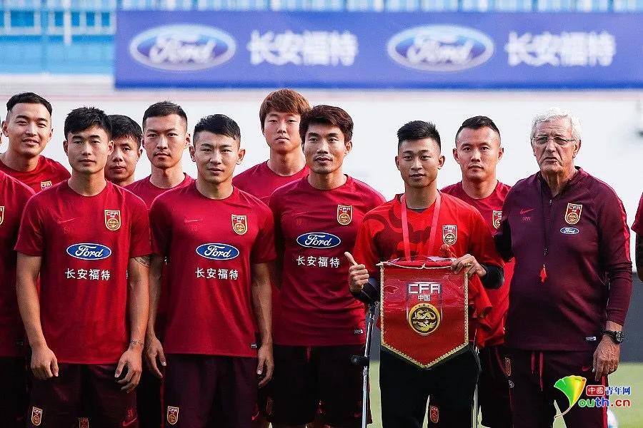 没有左腿一样倒钩：90后“独腿球王”的“韧”性青春