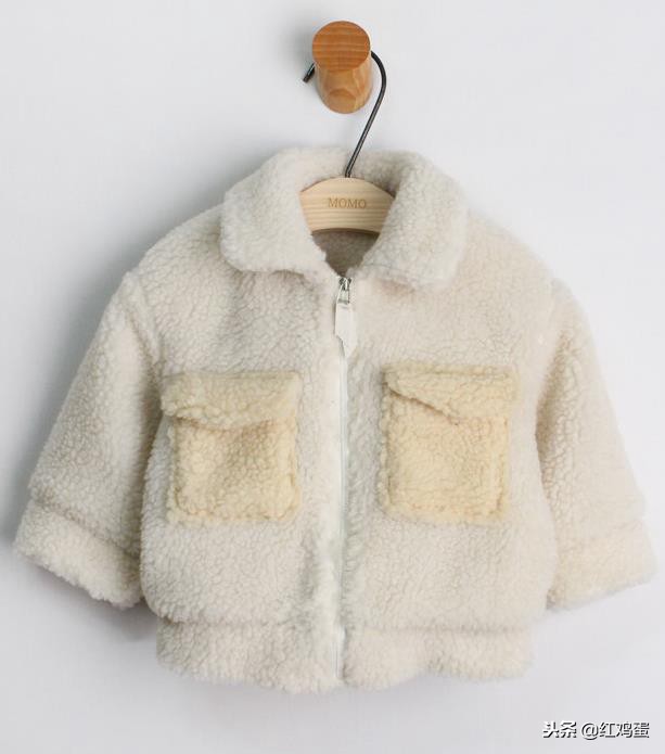 今年流行什么款式的冬季童装,韩国风童装搭配