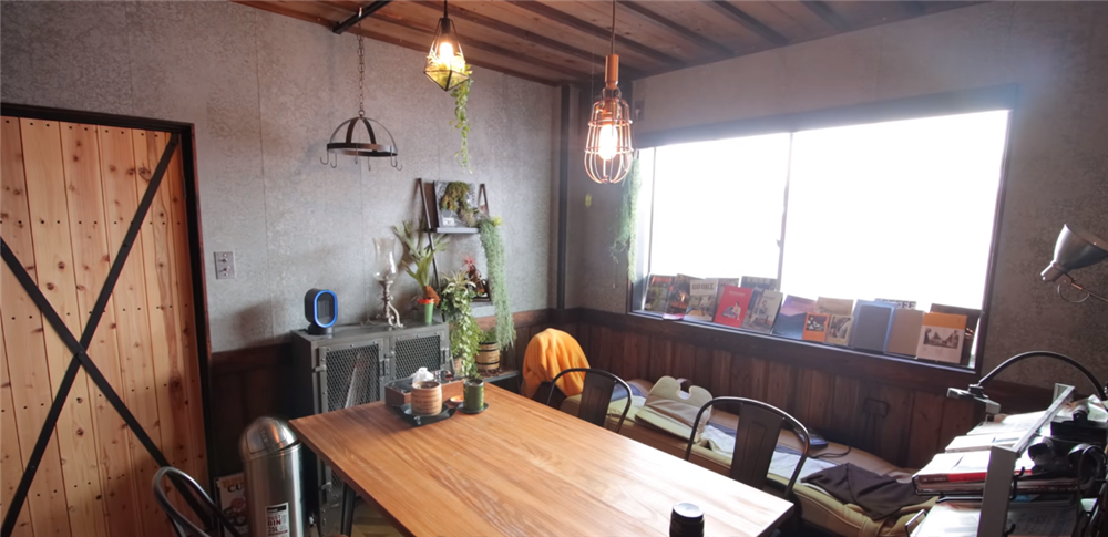 80后小伙回荒废十年的农村大学,80后小伙回荒废10年农村大学