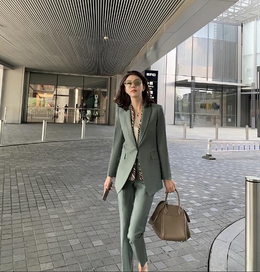 穿搭高级感上班,上班如何打扮好看