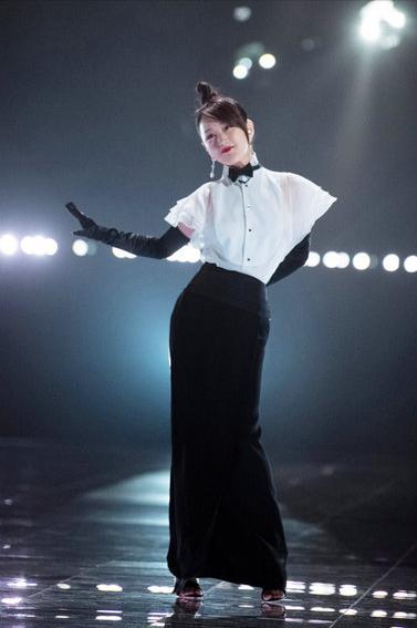 杨钰莹八卦故事,杨钰莹的故事简介