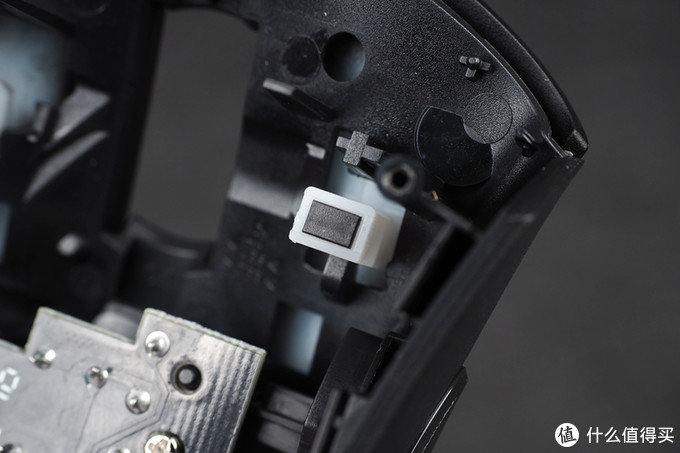 2022雷蛇游戏鼠标推荐,雷蛇炼狱蝰蛇鼠标最低dpi多少