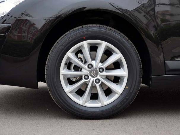 2010年世嘉自动挡尚乐版怎么样,世嘉2010款三厢1.6l自动尚乐版