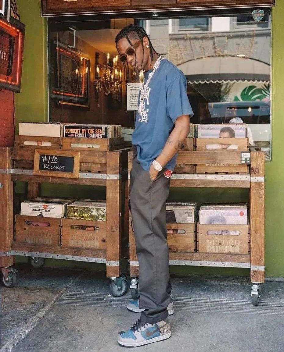 倒钩藤原浩联名dunk价格,藤原浩倒钩lv联名款