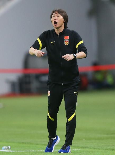 曝国足对阵日本或沿用四后卫阵型,国足今晚若输日本将无缘小组前二