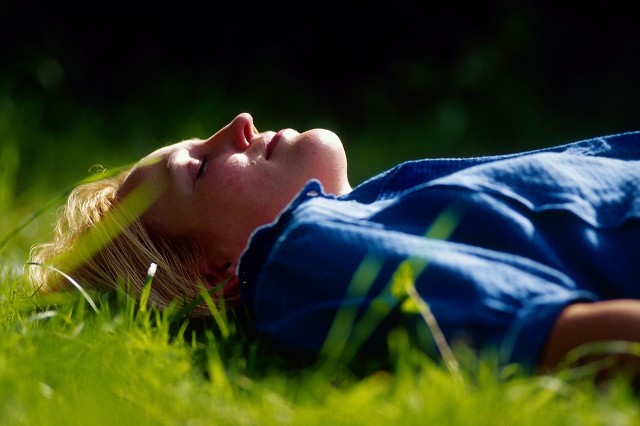 梦是不是一个人正常的心理现象,有时梦真的有暗示吗