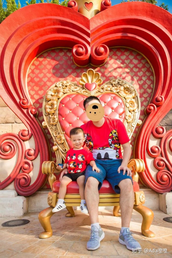 独自带2岁的娃怒刷了10次上海迪士尼，不听我听谁？