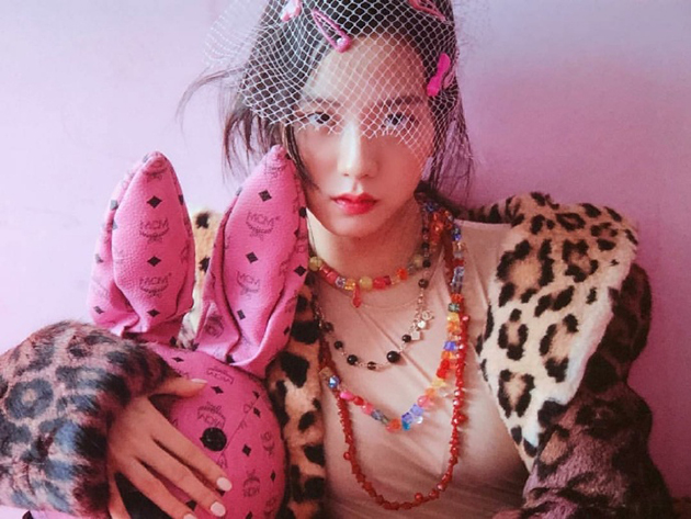 怎么画万圣节眼影教程简单,简单兔子妆容眼影