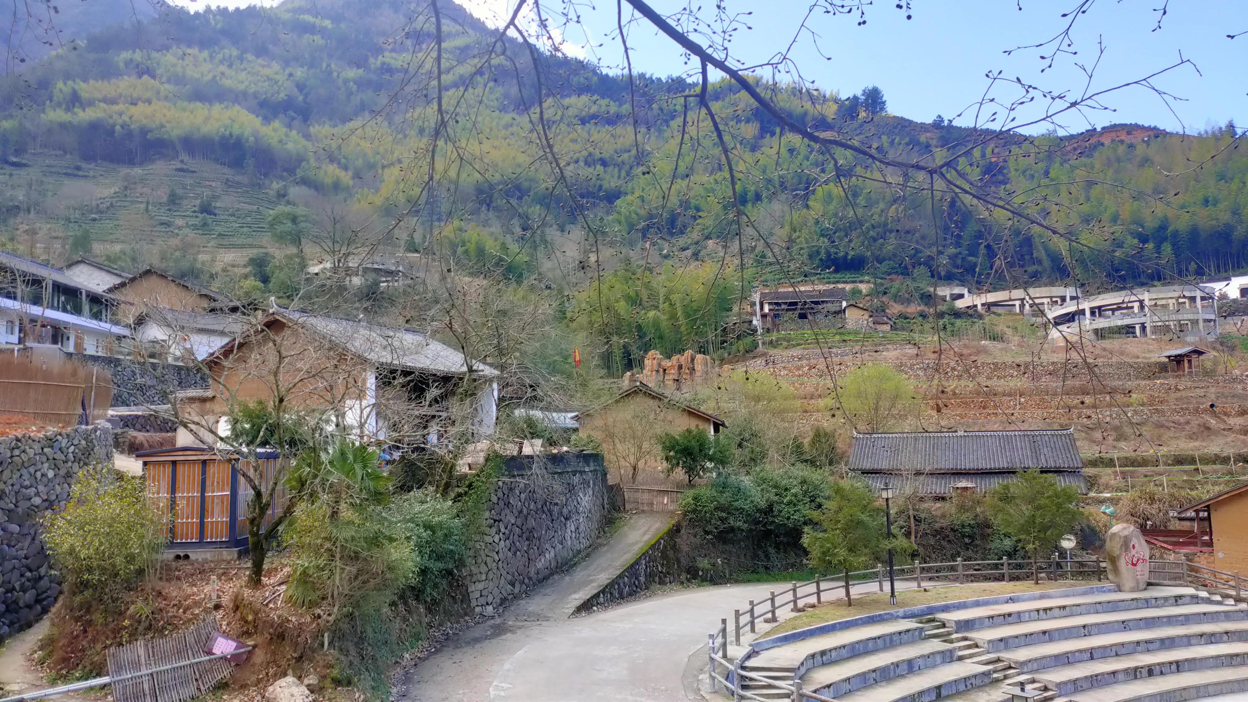 我们一起逃离喧嚣的城市,畲乡景宁东弄半日游文案