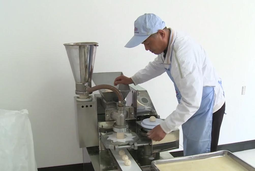 全自动包子机做包子全过程,了不起的包子
