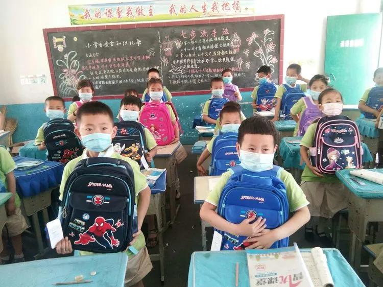 六一献爱心活动报道,庆六一公益行动