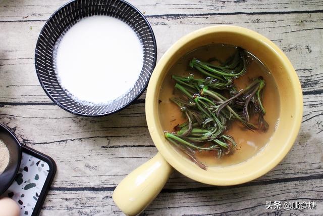 香椿炒鸡蛋正确做法先别着急下锅,香椿炒鸡蛋简单易学你会了吗