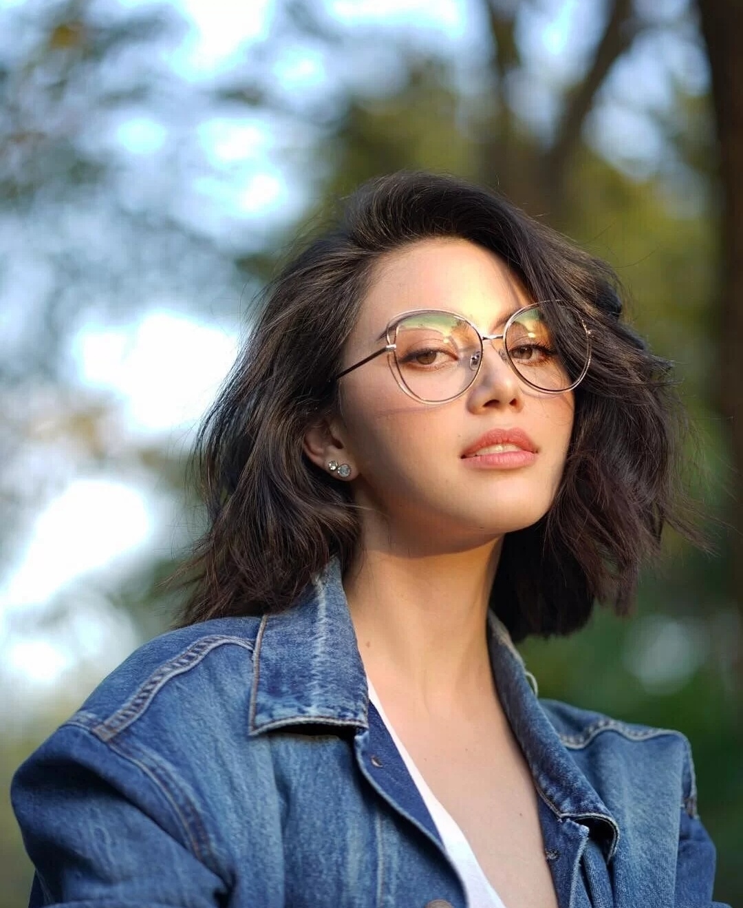 长发修饰脸型还是短发修饰脸型,发型设计与脸型搭配适合什么发型