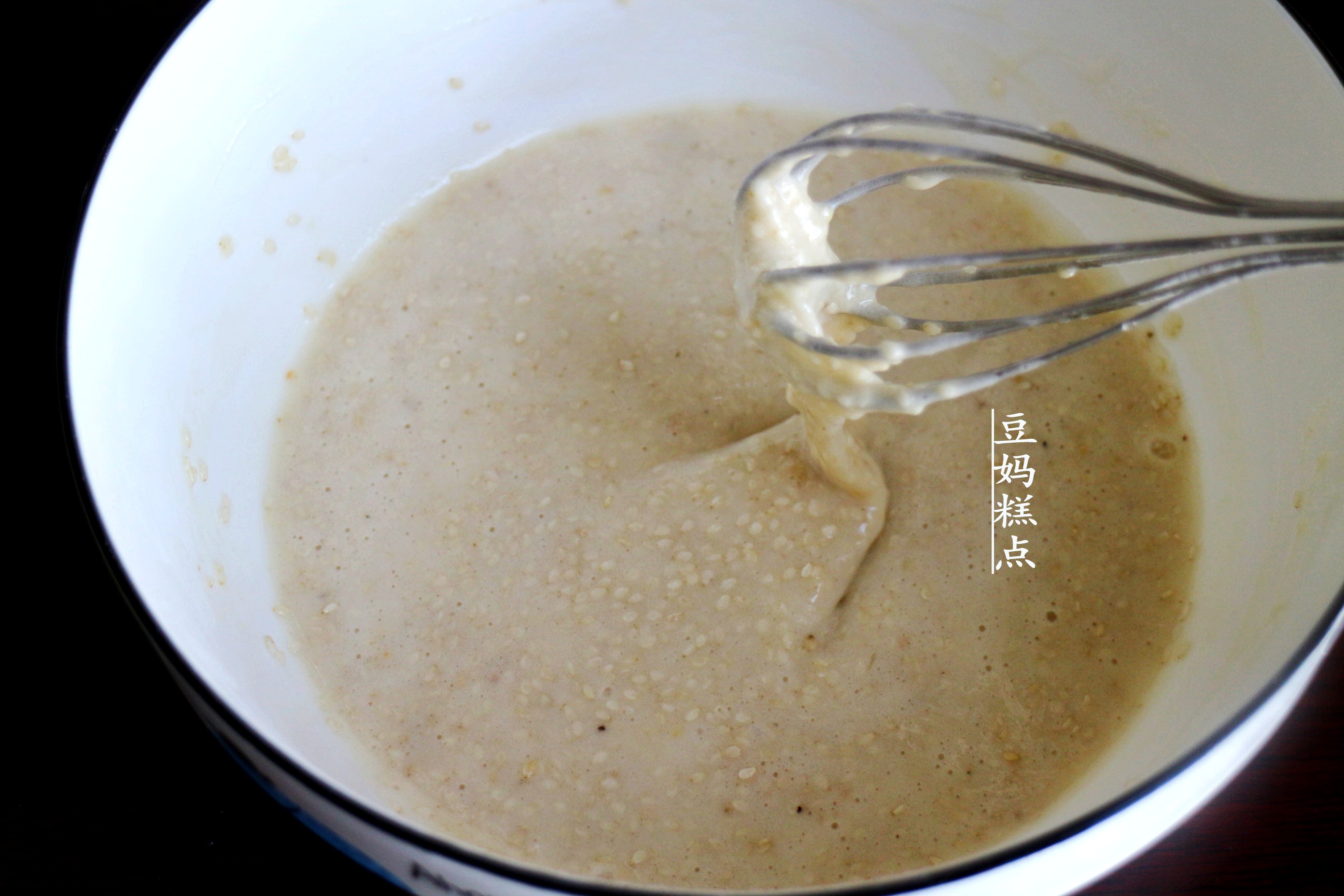 怎么在家做简单的芝麻薄饼,芝麻面糊饼怎么做