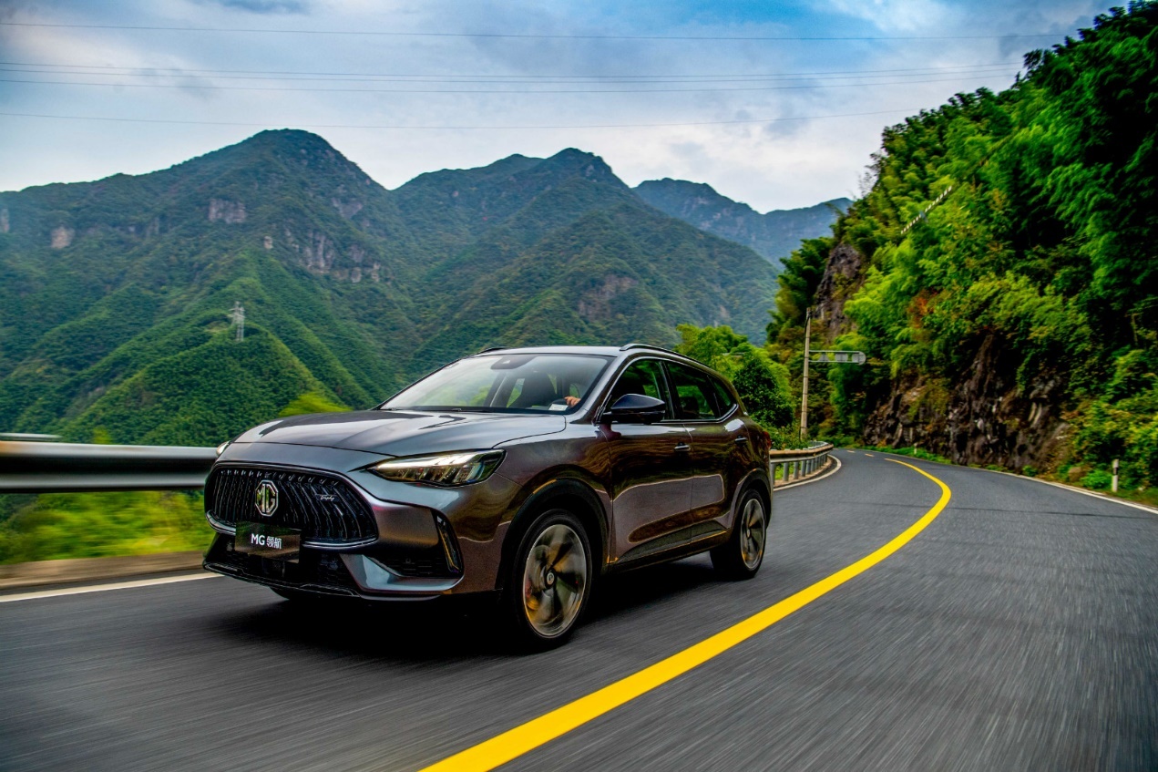 mg领航两驱燃动落地价,名爵mg领航新能源怎么样