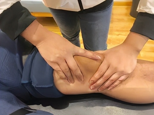 膝关节术后发生肿胀该如何处理,膝关节镜术后小腿肿胀是什么原因