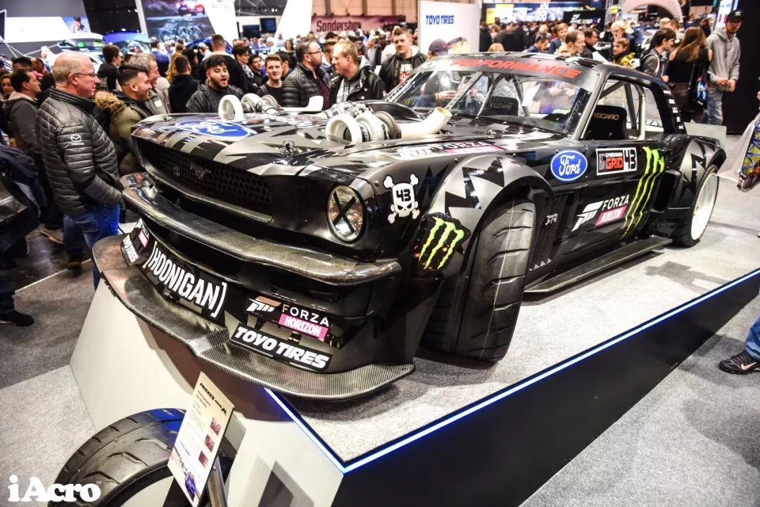 iAcroNavi——德国埃森改装车展之眼花缭乱上篇