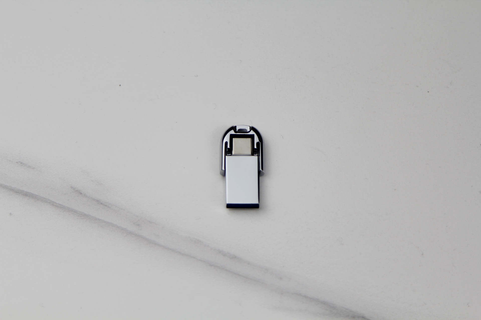 手机扩容u盘,手机备份u盘