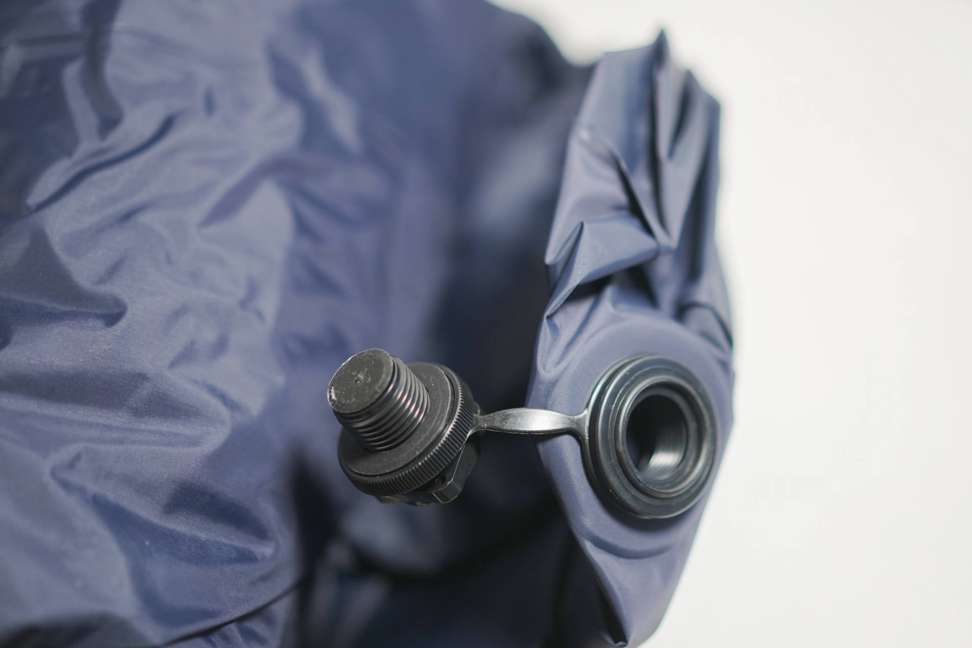 反射镜面GS1,一款将睡眠装进口袋的床