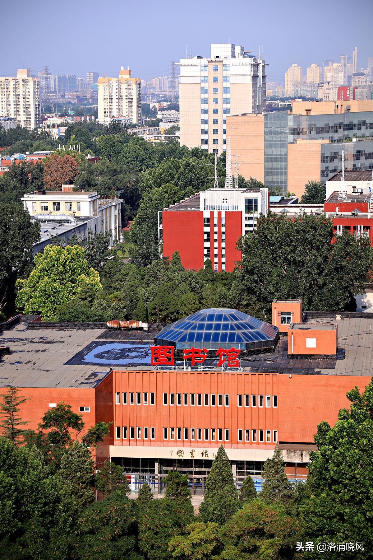 北京第二外国语学院风景,北京第二外国语学院分析