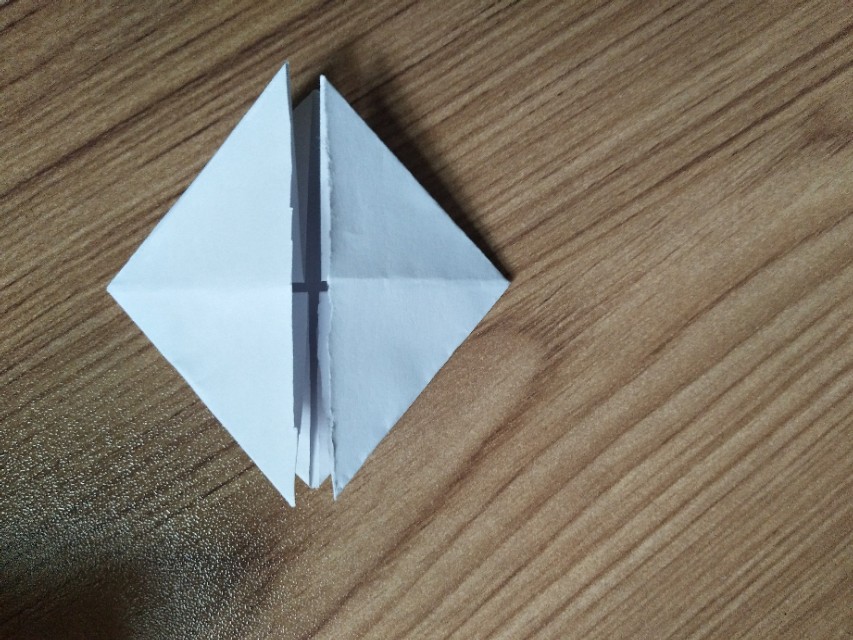 手工折纸爱心的折法简单,小爱心手工折纸超简单