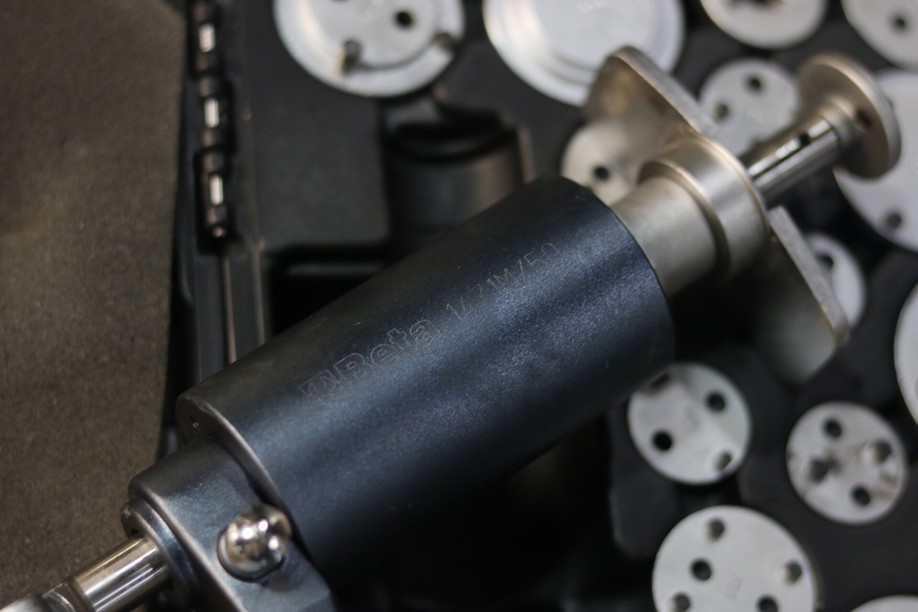 怪兽修车老车翻新天津,10年奥迪a4翻新改装最佳案例